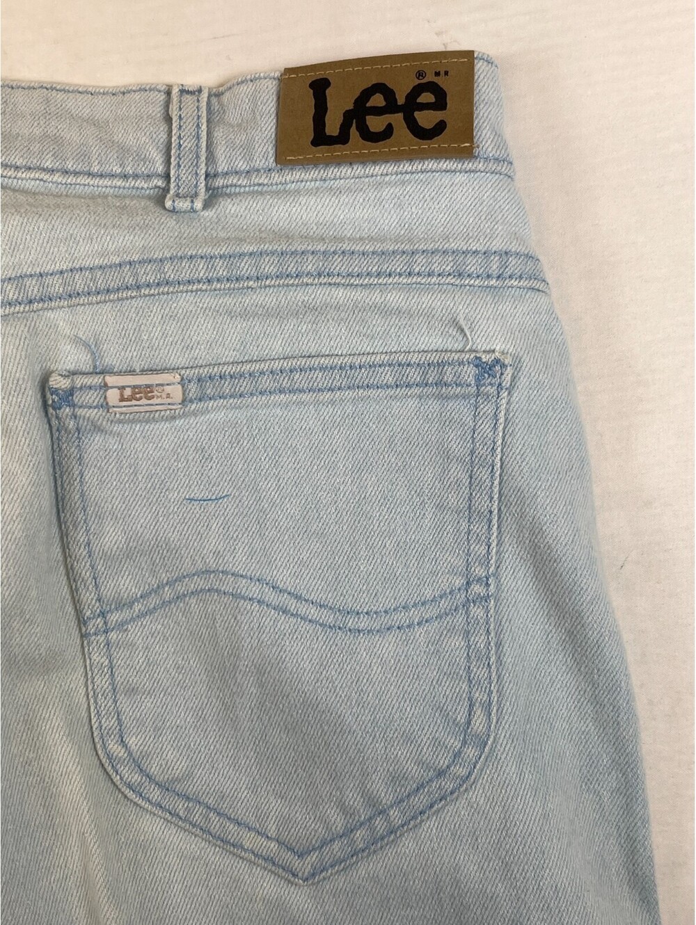 Vintage Lee Made in USA Women Size 18W/32 Light Wash Denim Jeans - Picture 5 of 10